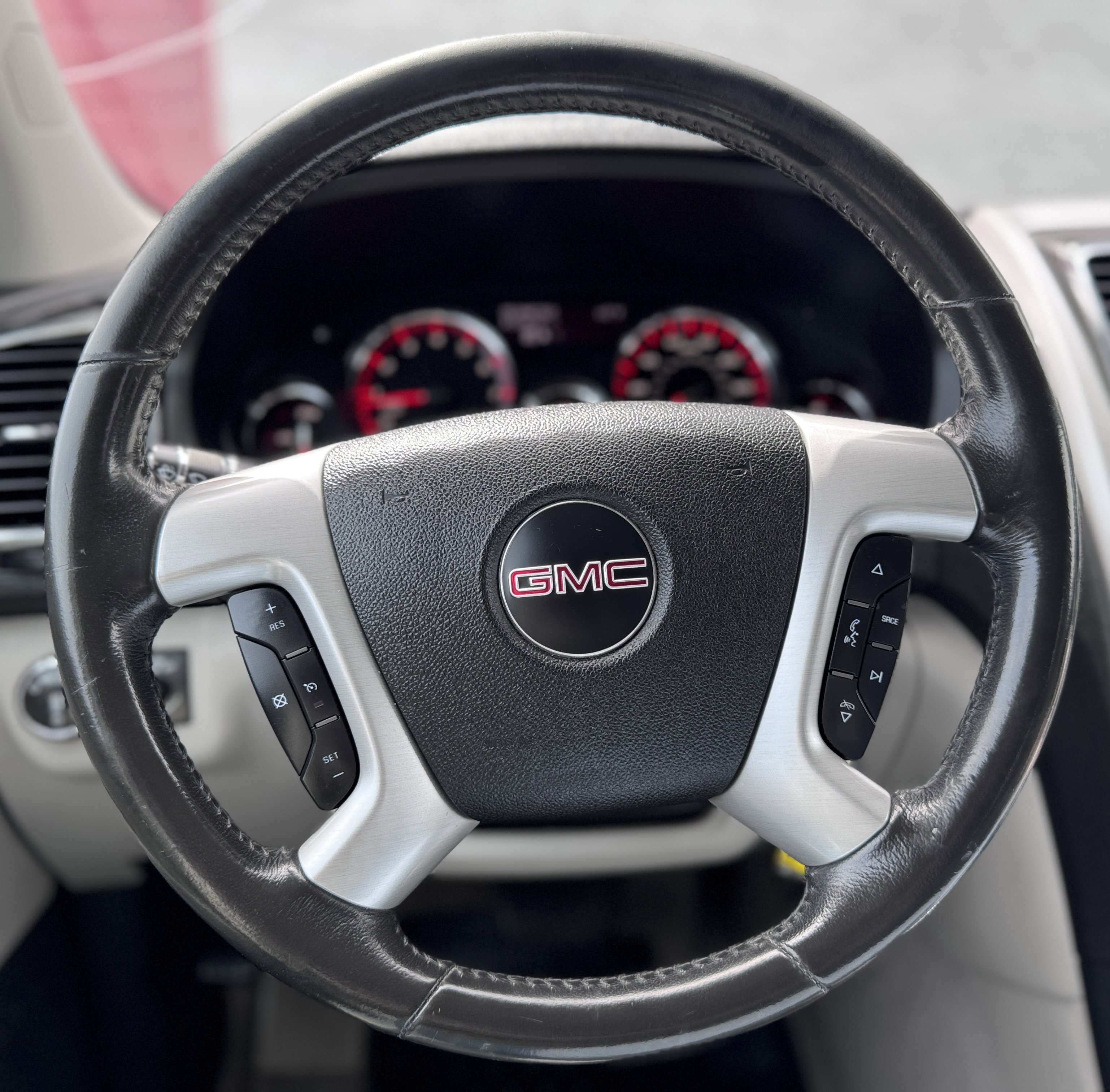 Used 2012 GMC Acadia SL w/ Preferred Package AWD/4WD image 24