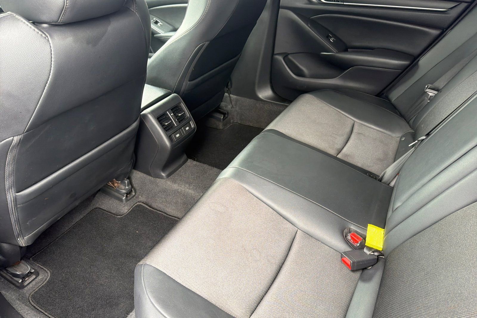 Used 2021 Honda Accord Sport image 9