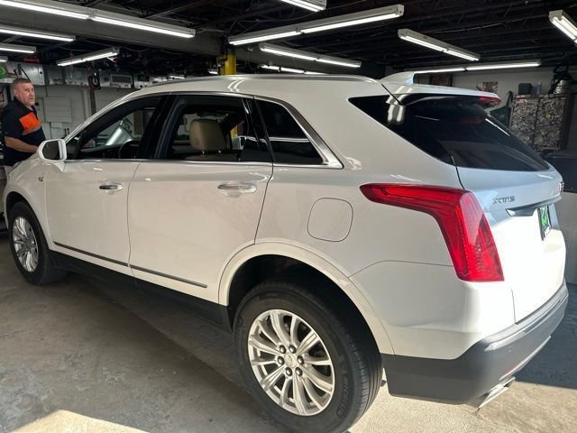 Used 2019 Cadillac XT5 FWD image 23