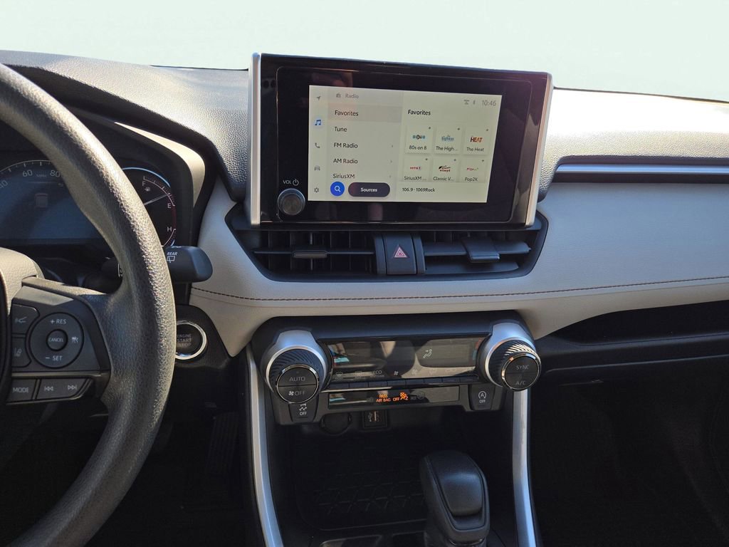 Used 2024 Toyota RAV4 XLE image 26