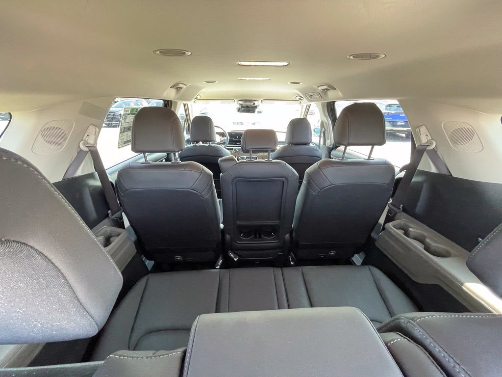 New 2026 Kia Carnival FWD image 27