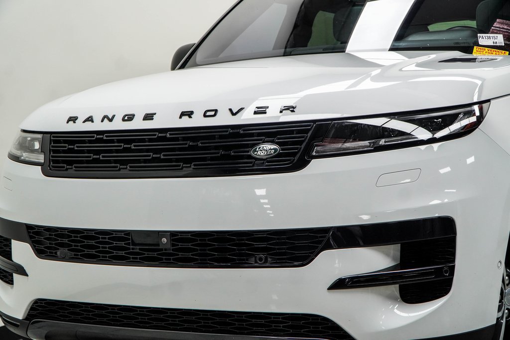 Used 2023 Land Rover Range Rover Sport SE AWD/4WD image 2