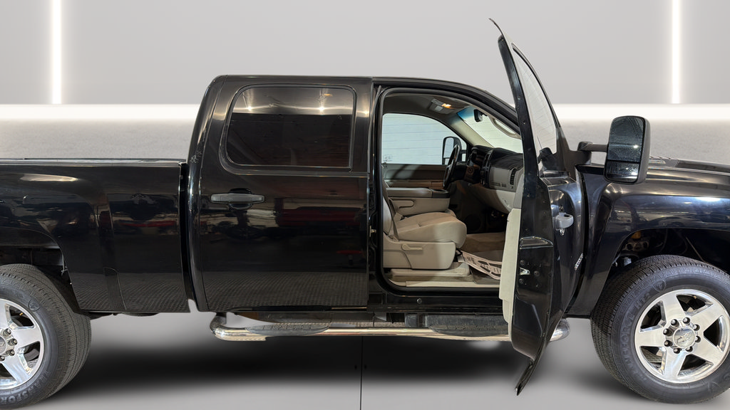 Used 2012 Chevrolet Silverado 2500 LT w/ Suspension Package, Off-Road RWD image 33