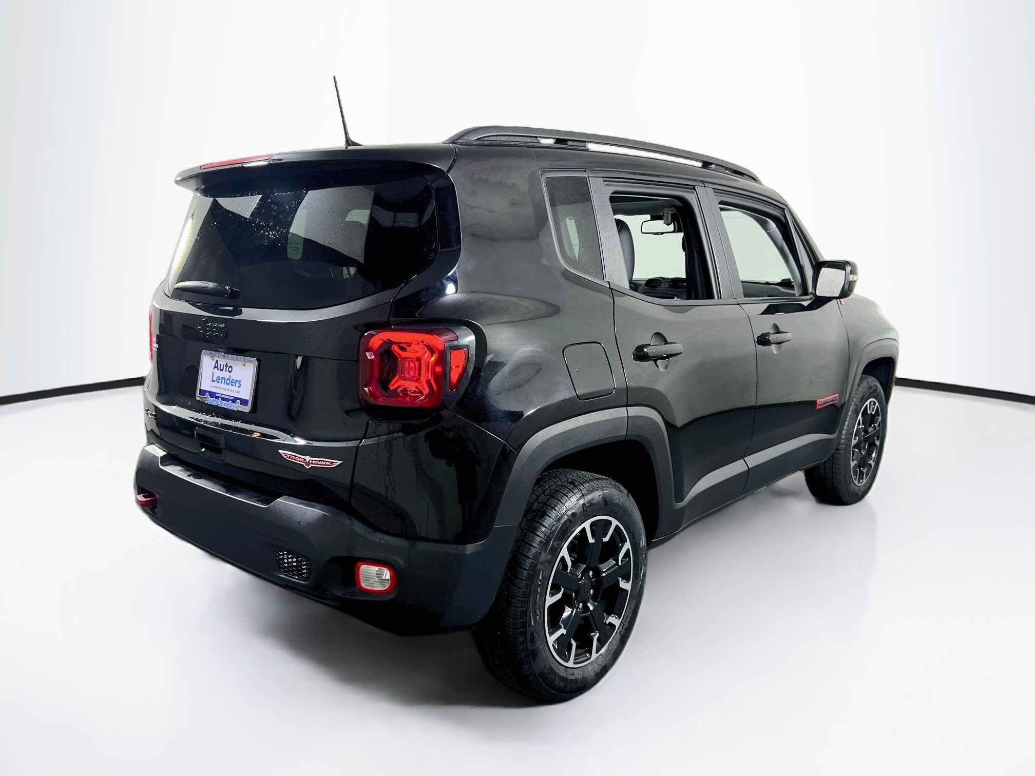 Used 2023 Jeep Renegade Trailhawk w/ Sun/Sound Group AWD/4WD image 5