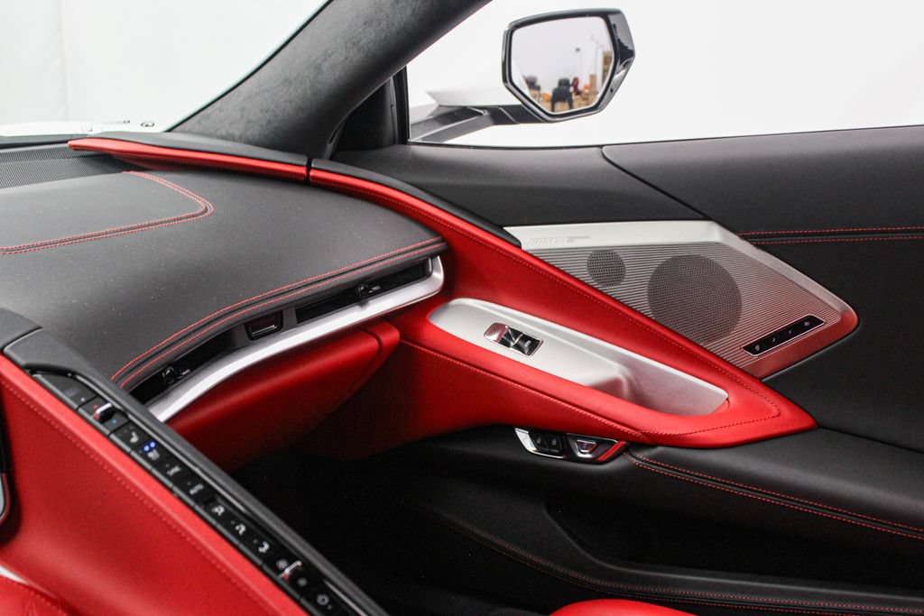 Used 2022 Chevrolet Corvette Stingray Premium Cpe w/ Z51 Performance Package RWD image 25