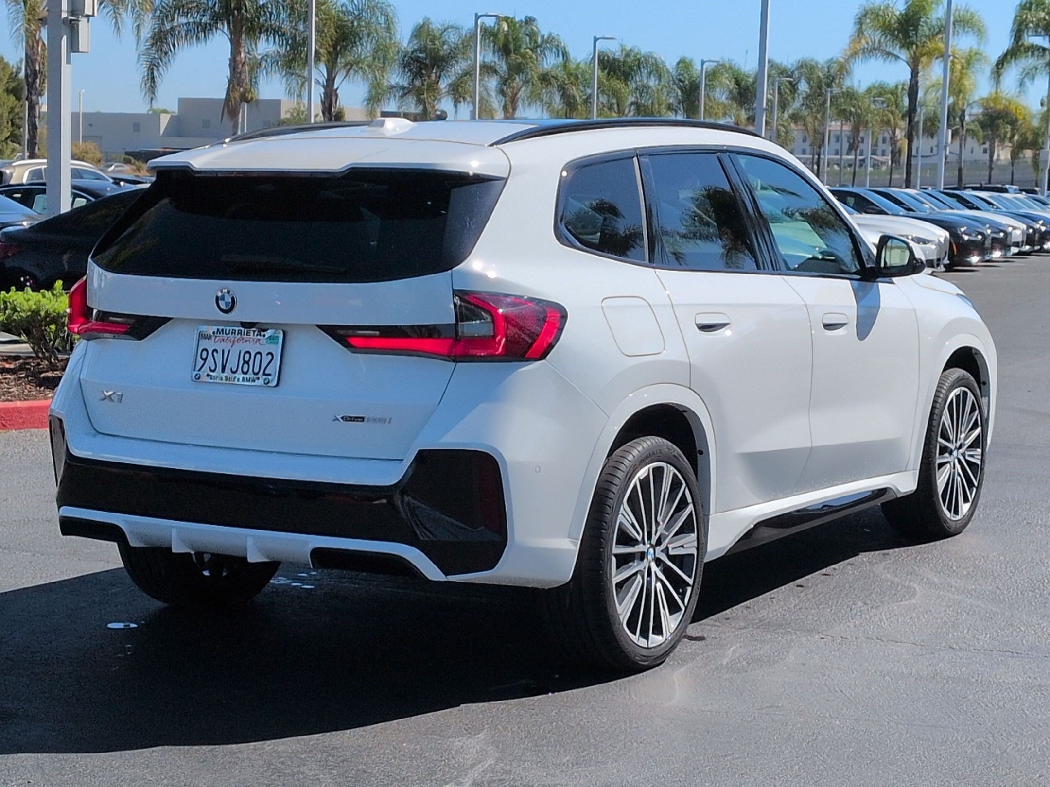 Certified 2025 BMW X1 xDrive28i w/ M Sport Package AWD/4WD image 10