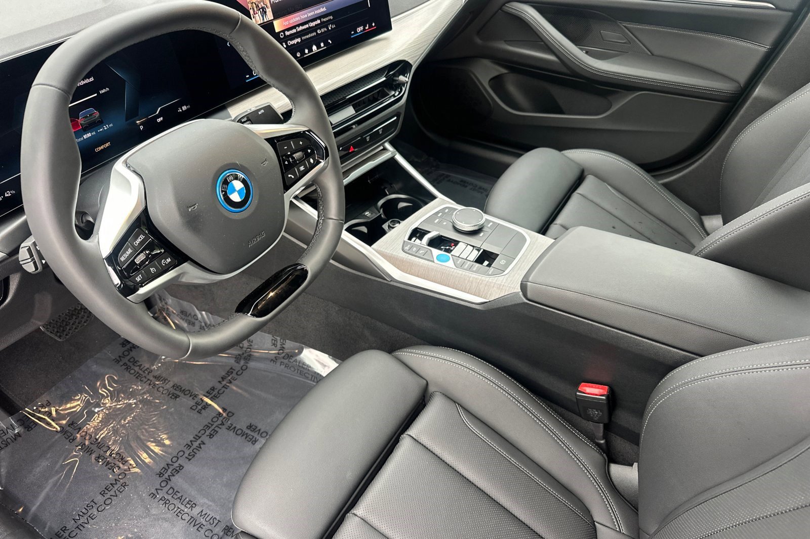 Used 2025 BMW i4 eDrive40 w/ Parking Assistance Package RWD image 11
