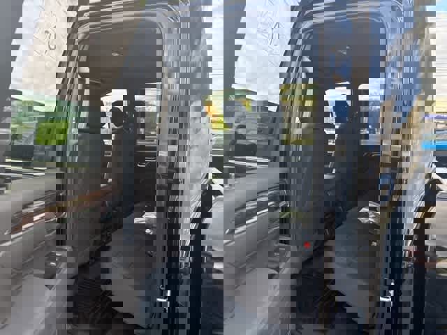 New 2026 GMC Sierra 2500 SLE w/ SLE Convenience Package image 12