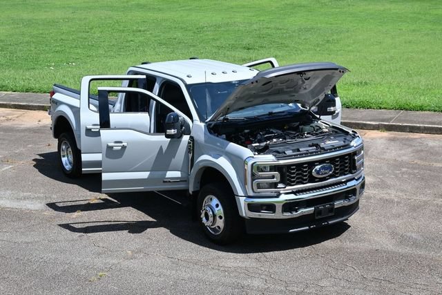 Certified 2025 Ford F450 Lariat w/ Lariat Ultimate Package AWD/4WD image 57