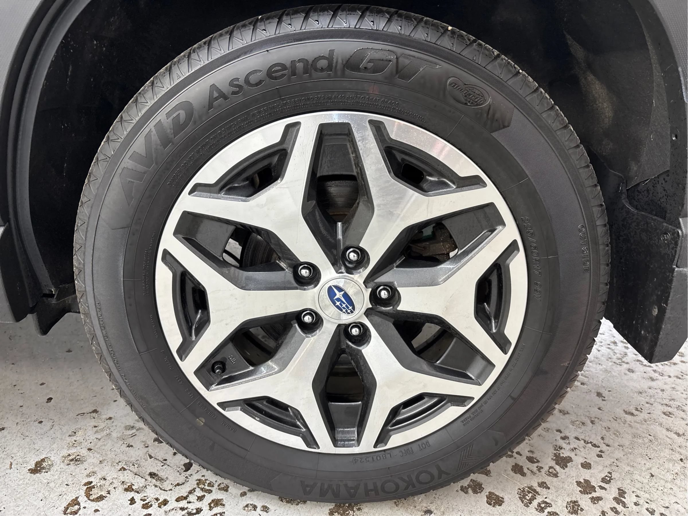 Used 2023 Subaru Forester Premium AWD/4WD image 30