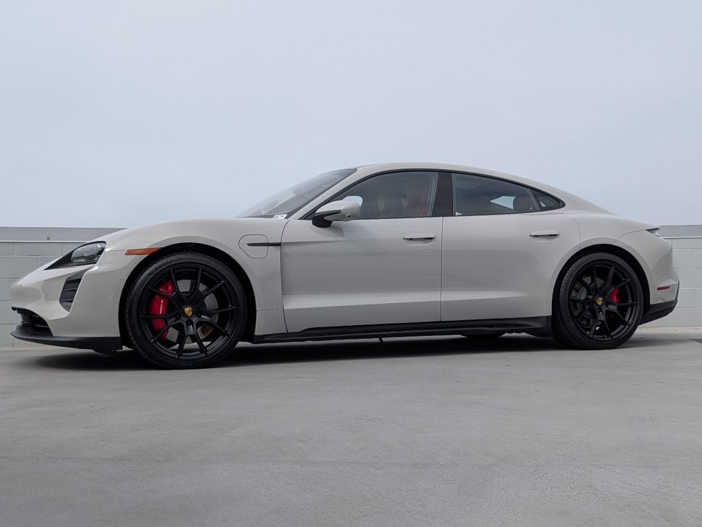 Certified 2024 Porsche Taycan GTS AWD/4WD image 2