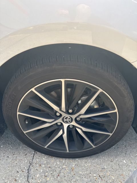 Used 2023 Toyota Camry SE FWD image 13
