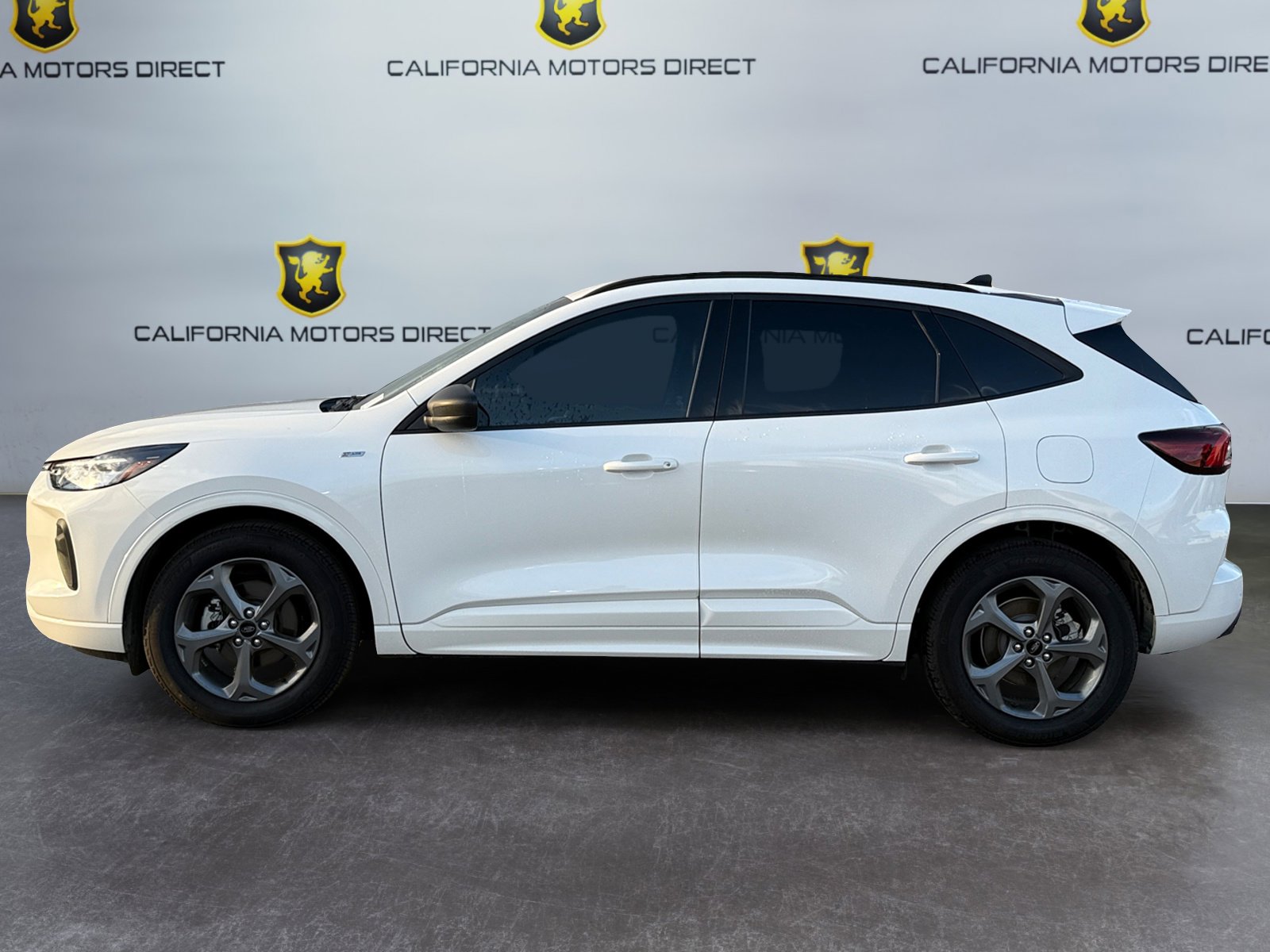 Used 2024 Ford Escape ST-Line w/ Tech Pack #1 image 2