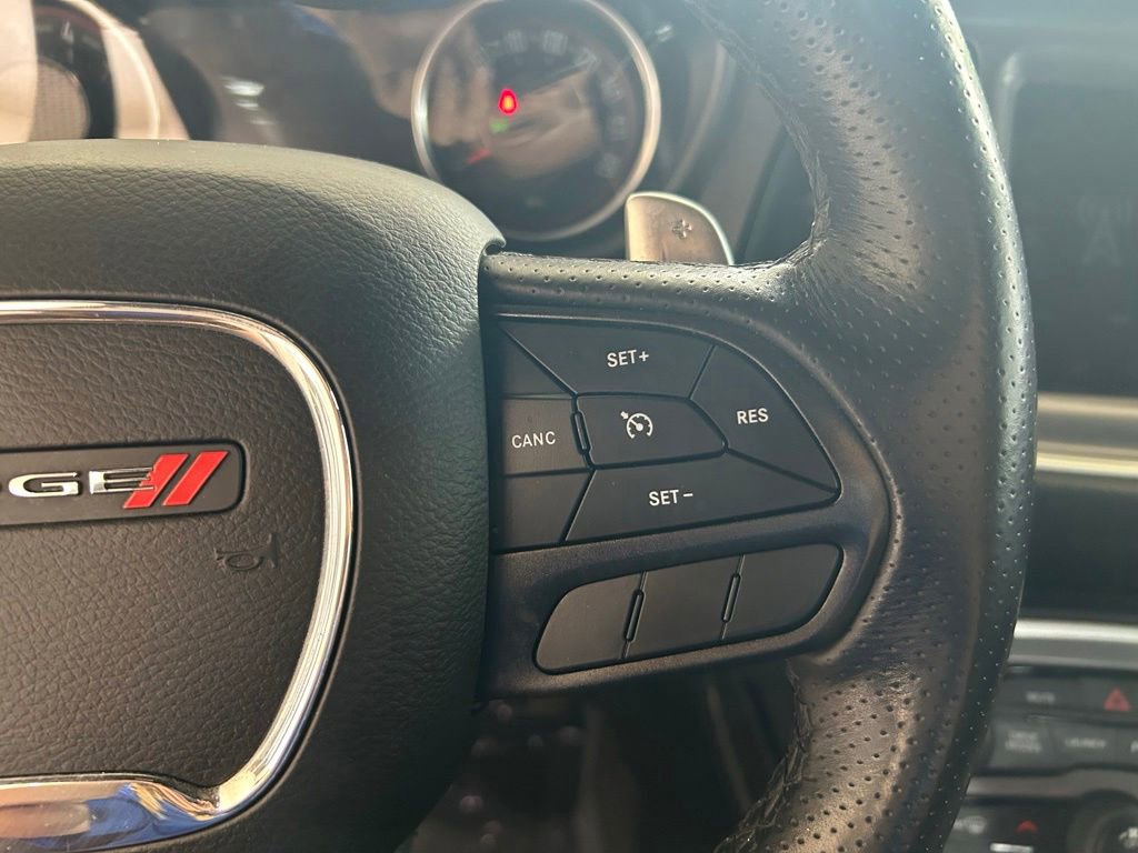 Used 2022 Dodge Challenger R/T Scat Pack RWD image 39