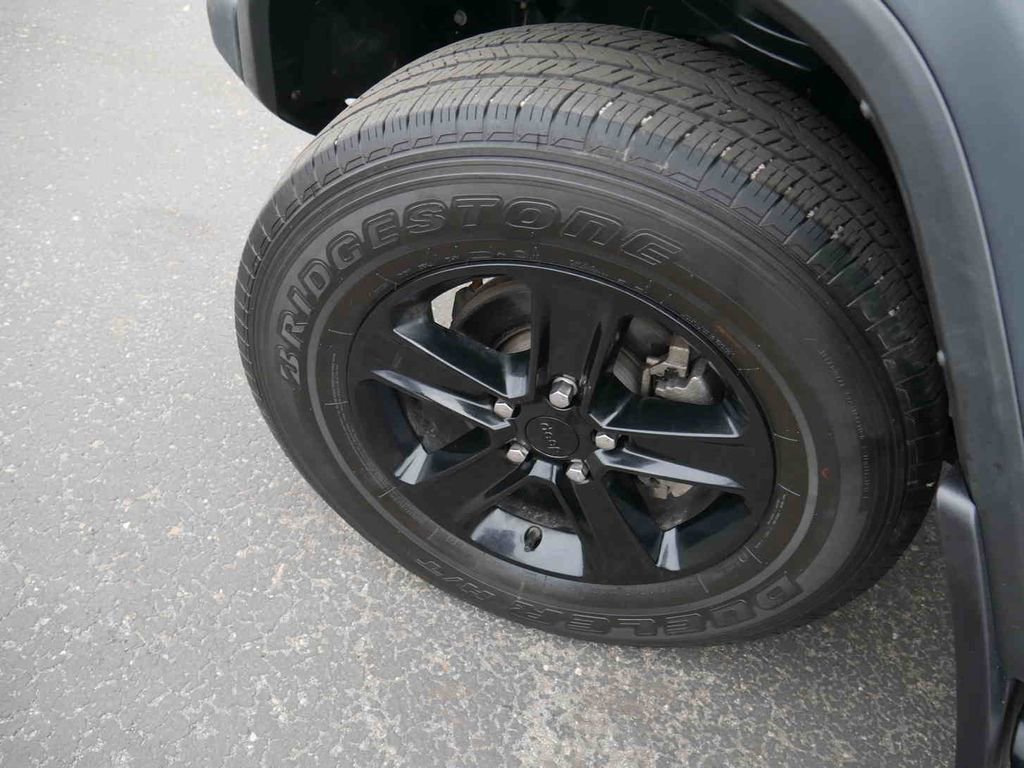 Used 2021 Jeep Wrangler Unlimited Sport image 12