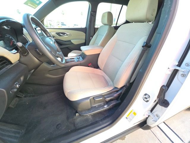 Used 2023 Chevrolet Traverse LS w/ Safety Package image 13