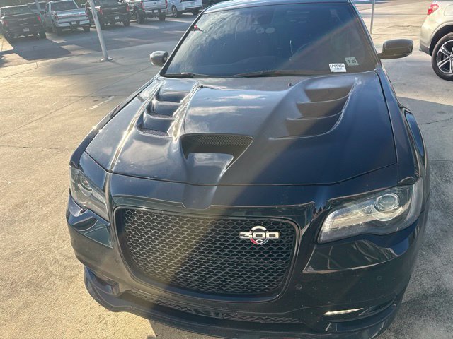 Used 2023 Chrysler 300 C RWD image 2