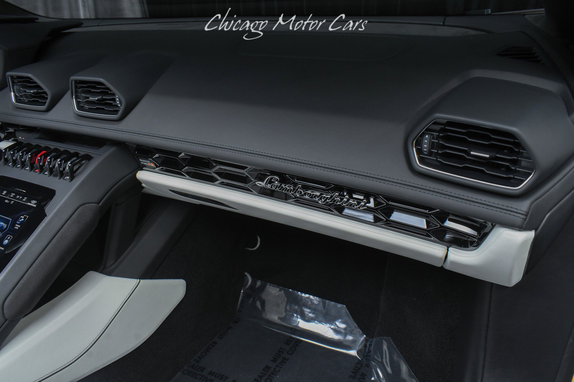 Used 2024 Lamborghini Huracan EVO AWD/4WD image 21