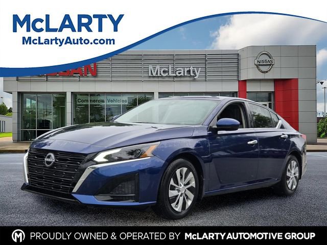 Used 2023 Nissan Altima 2.5 S FWD image 1