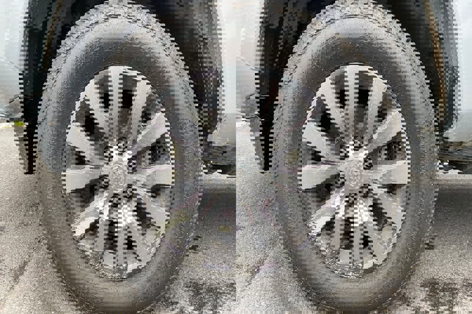 Used 2021 Toyota Tacoma Limited image 14