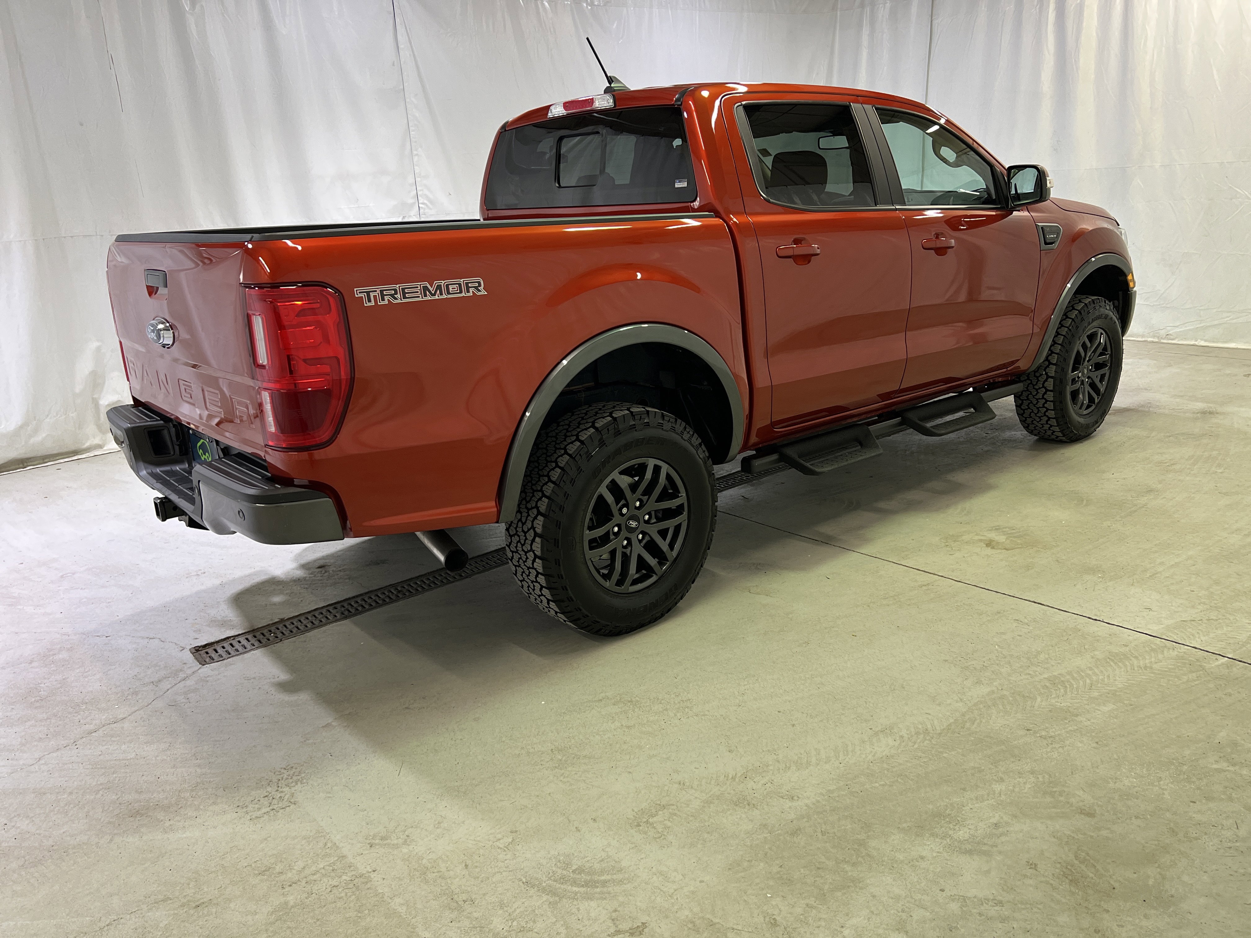 Used 2022 Ford Ranger Lariat w/ Tremor Off-Road Package image 11