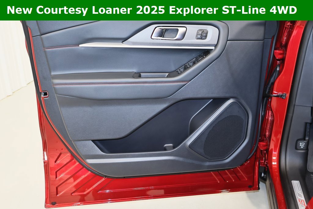 New 2025 Ford Explorer ST-Line w/ Premium Package image 9