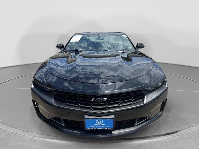 Used 2020 Chevrolet Camaro LT w/ RS Package RWD image 2
