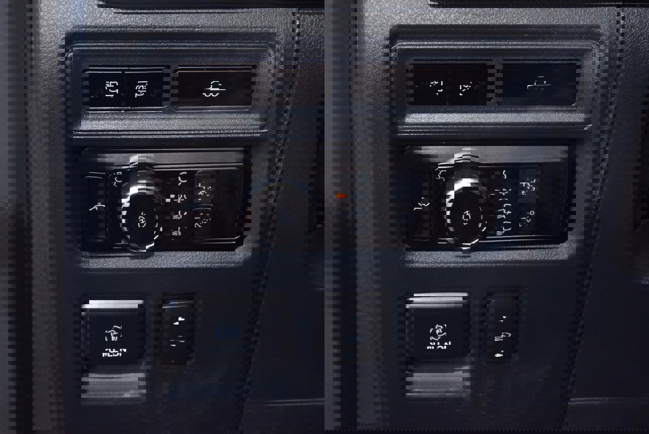 Used 2023 Ford F150 Platinum w/ Equipment Group 701A High image 33