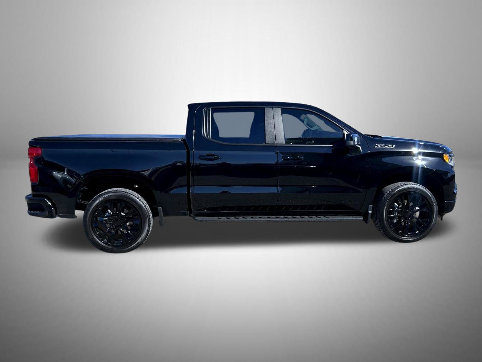 Certified 2026 Chevrolet Silverado 1500 RST w/ Safety Package AWD/4WD image 5