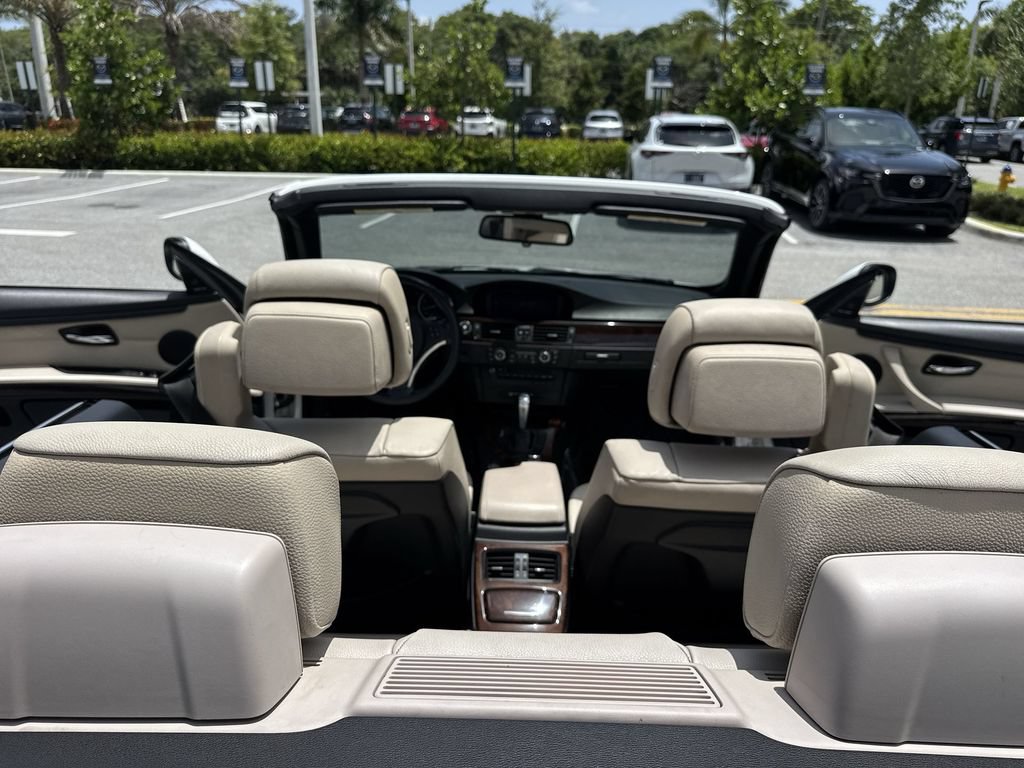 Used 2012 BMW 328i Convertible RWD image 36