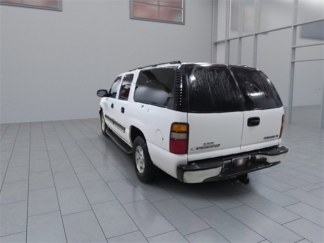 Used 2004 Chevrolet Suburban LS image 7