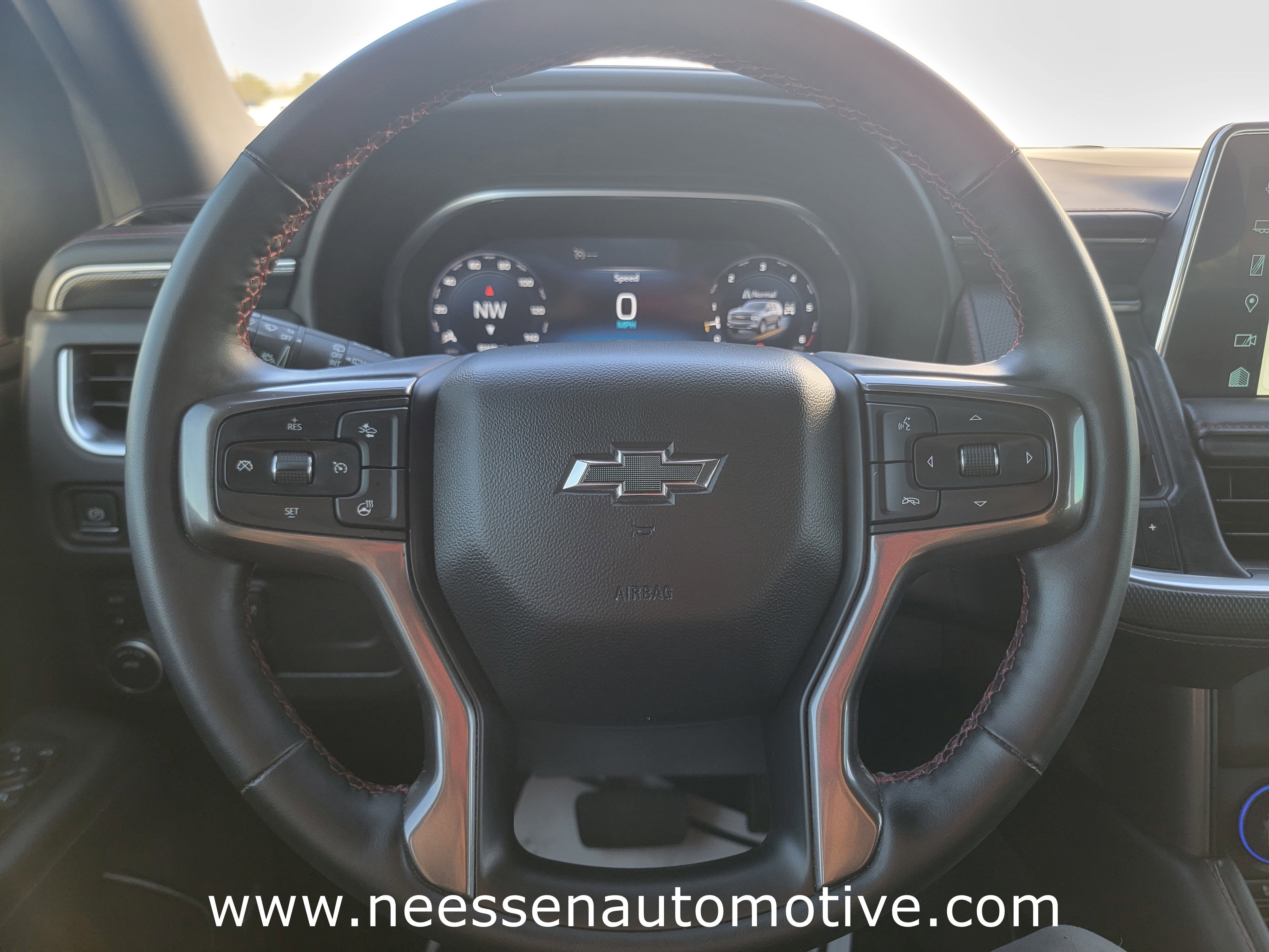 Used 2023 Chevrolet Suburban RST w/ Luxury Package image 19