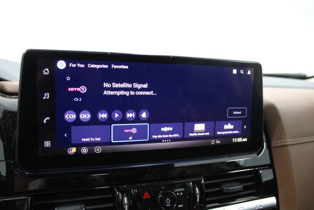 Used 2026 Nissan Pathfinder Platinum AWD/4WD image 38