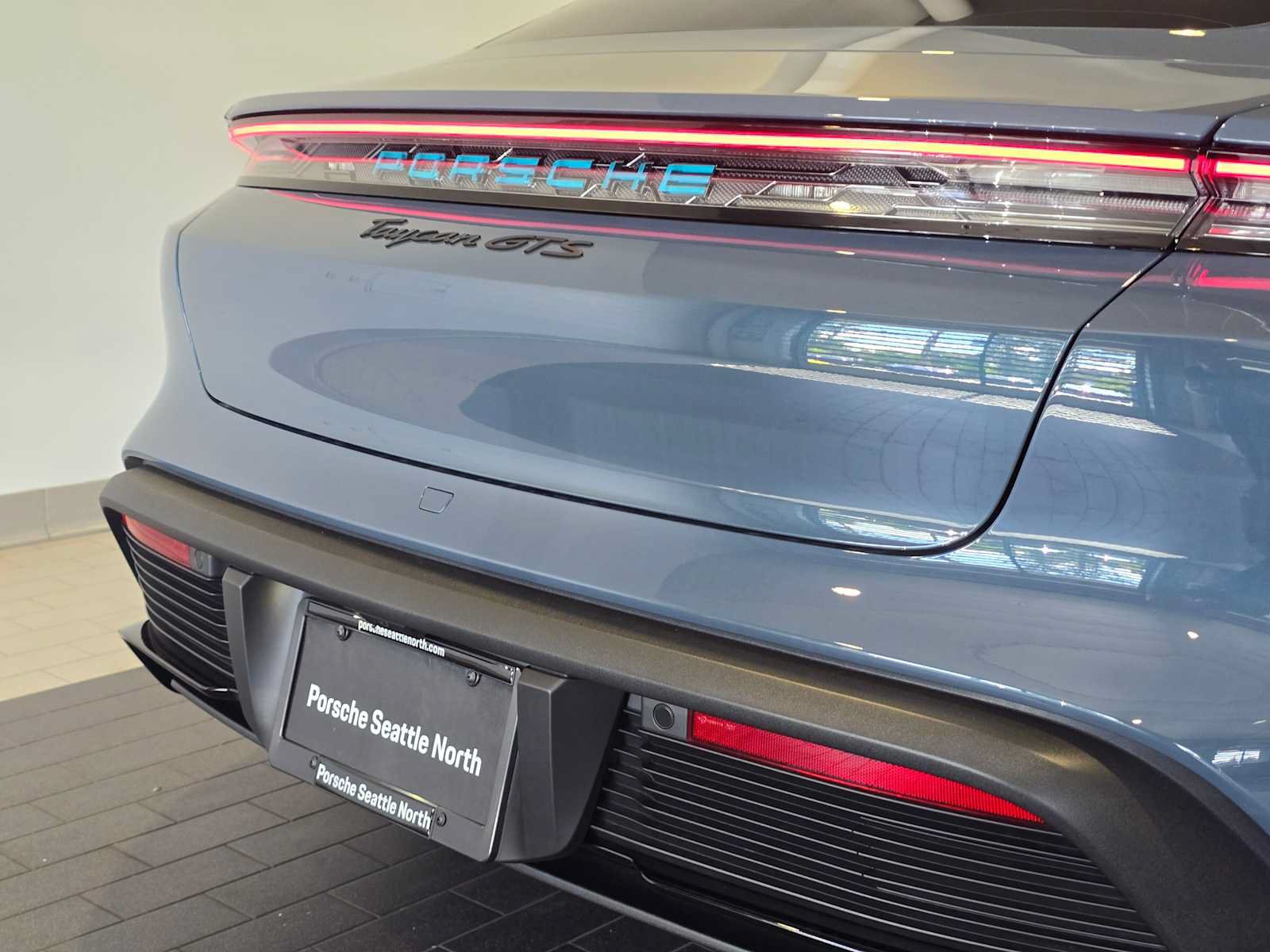 New 2026 Porsche Taycan GTS AWD/4WD image 15