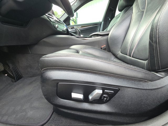 Used 2019 BMW 530i RWD image 18