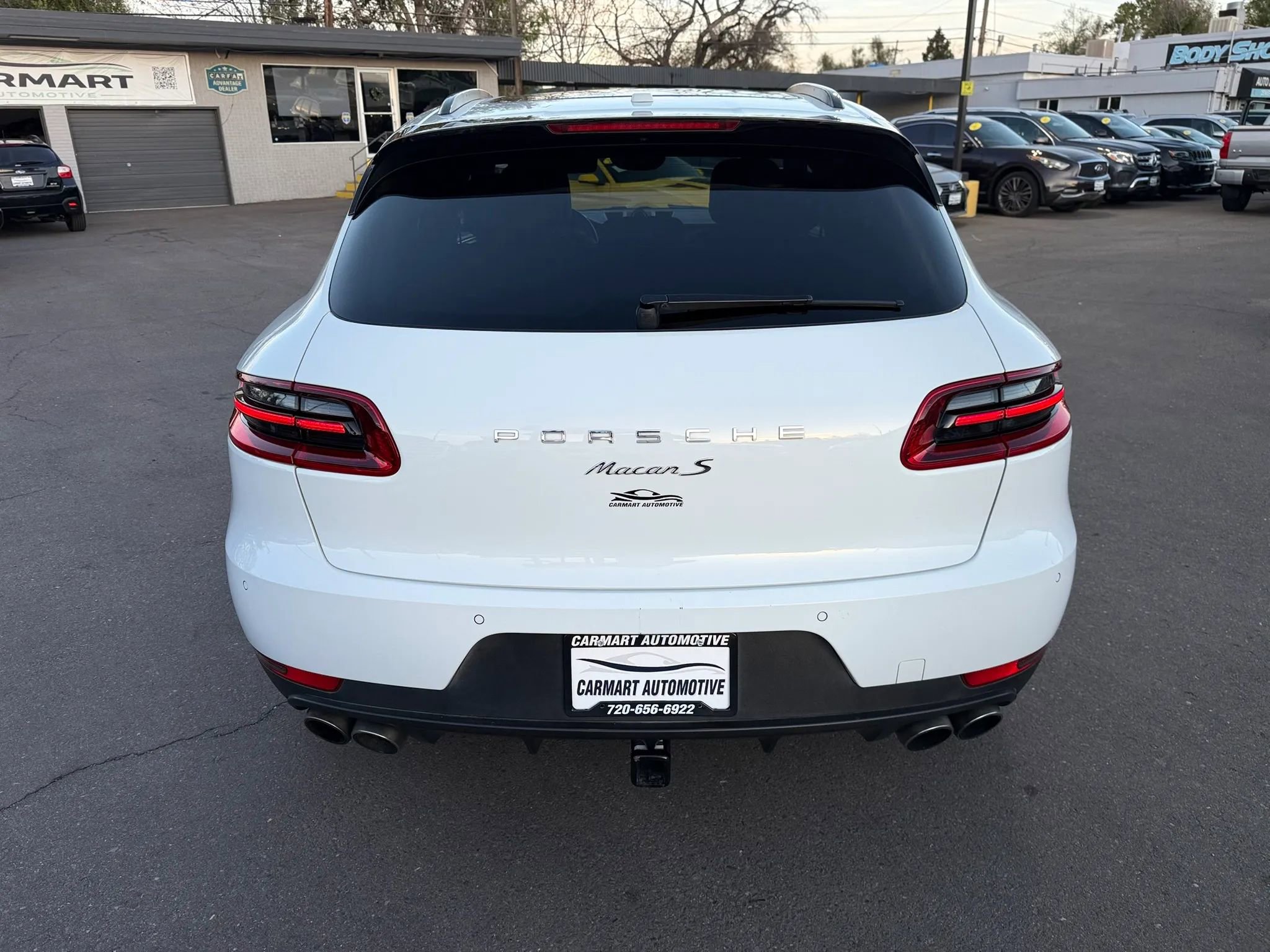 Used 2016 Porsche Macan S w/ Premium Package Plus AWD/4WD image 8