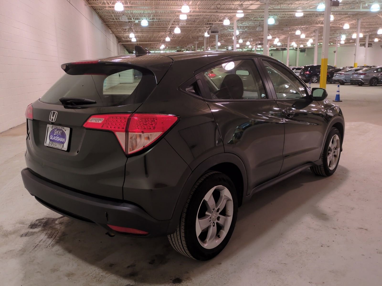 Used 2017 Honda HR-V LX image 3