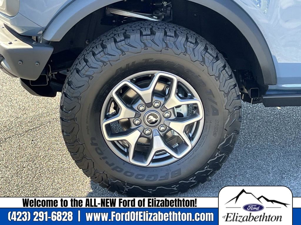 New 2025 Ford Bronco Badlands image 11