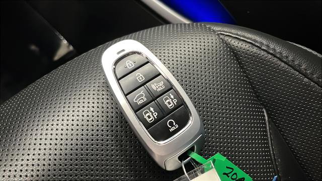 Used 2024 Hyundai Tucson Limited image 21