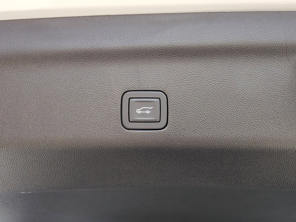 New 2026 GMC Yukon AT4 image 53