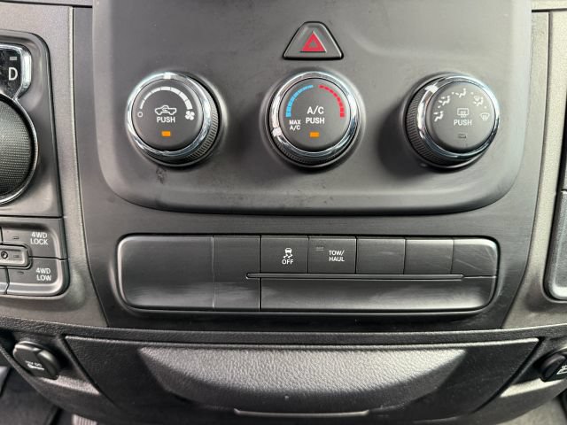 Used 2015 RAM 1500 Express AWD/4WD image 33