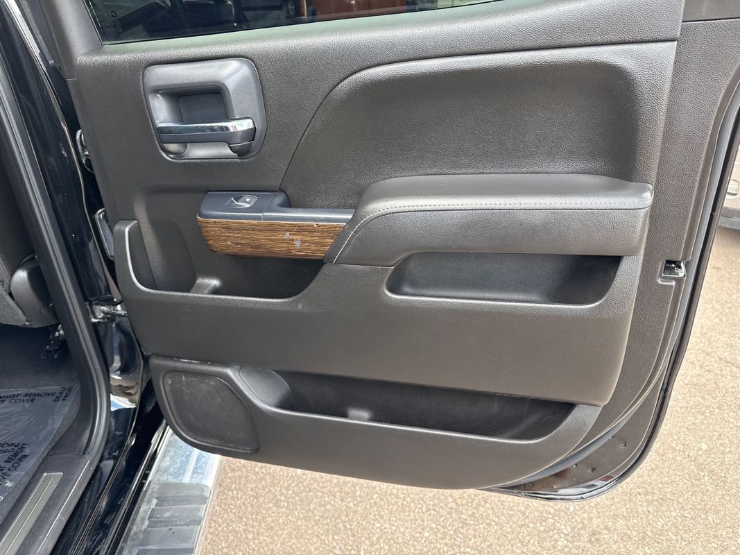 Used 2019 GMC Sierra 2500 Denali w/ Duramax Plus Package image 16