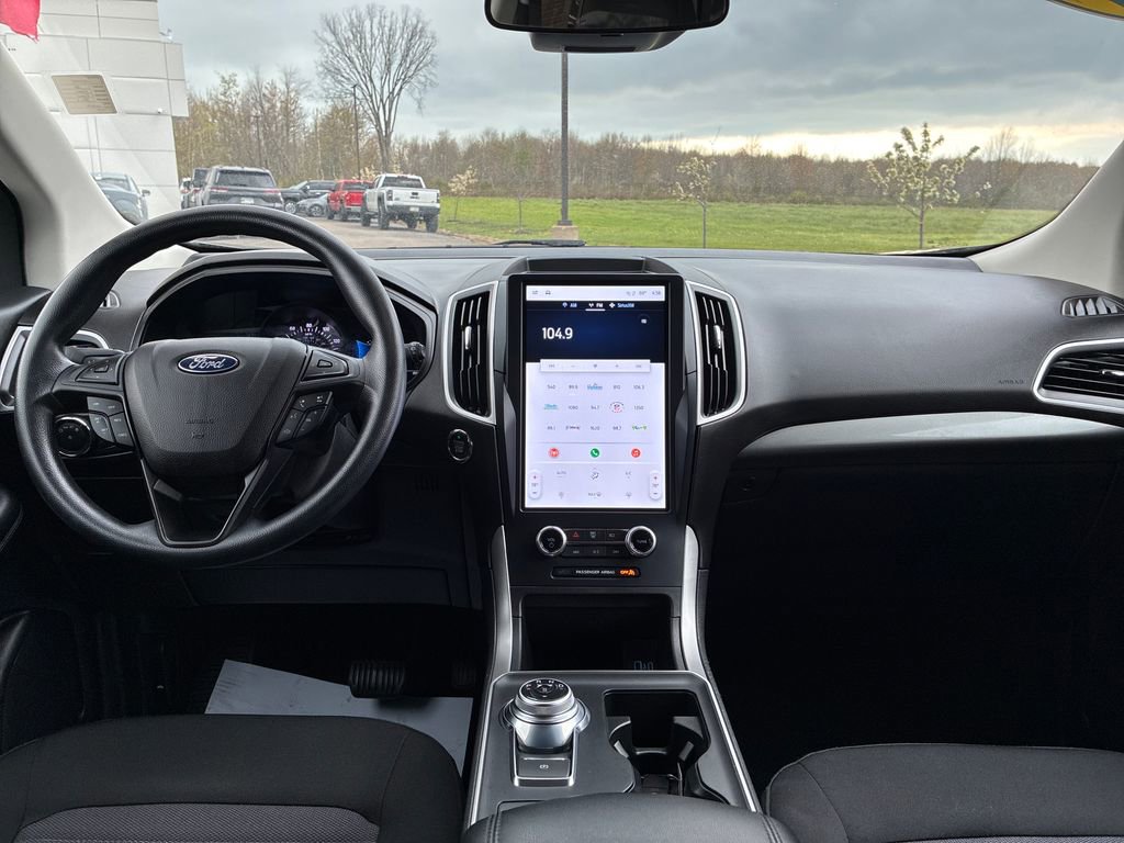 Used 2022 Ford Edge SE AWD/4WD image 19