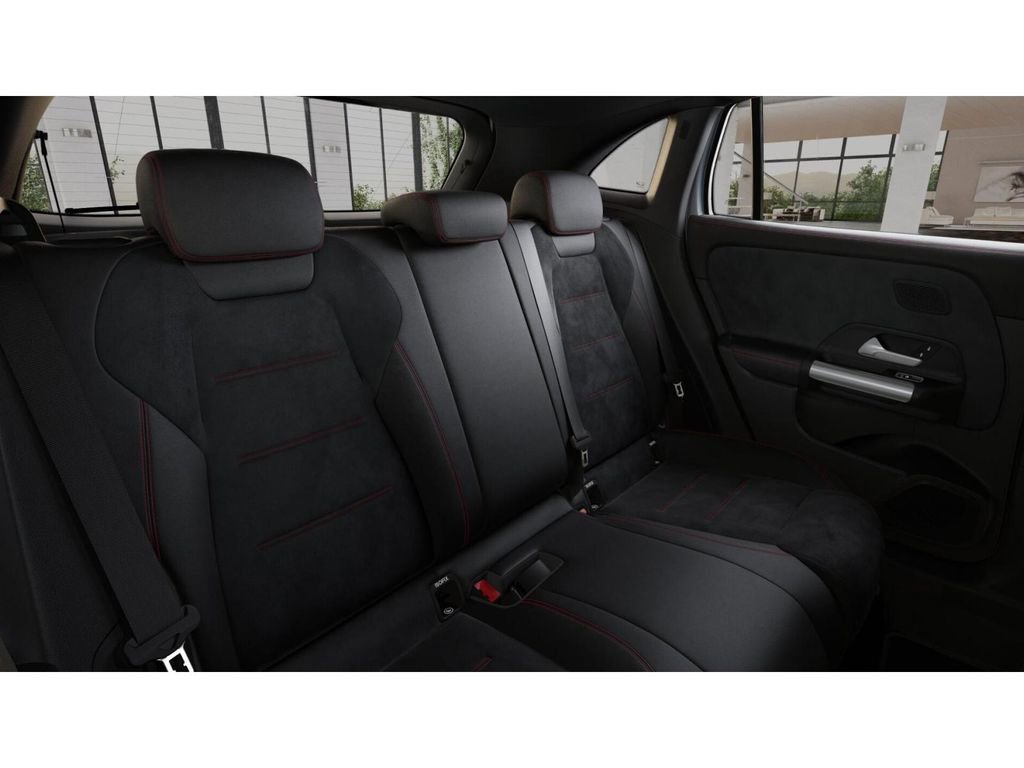 New 2026 Mercedes-Benz GLA 250 4MATIC image 5