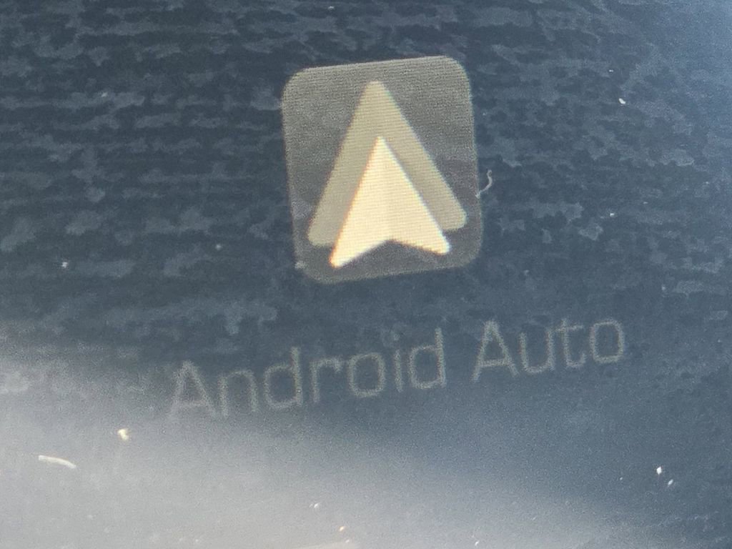 Used 2017 Hyundai Santa Fe Sport image 4