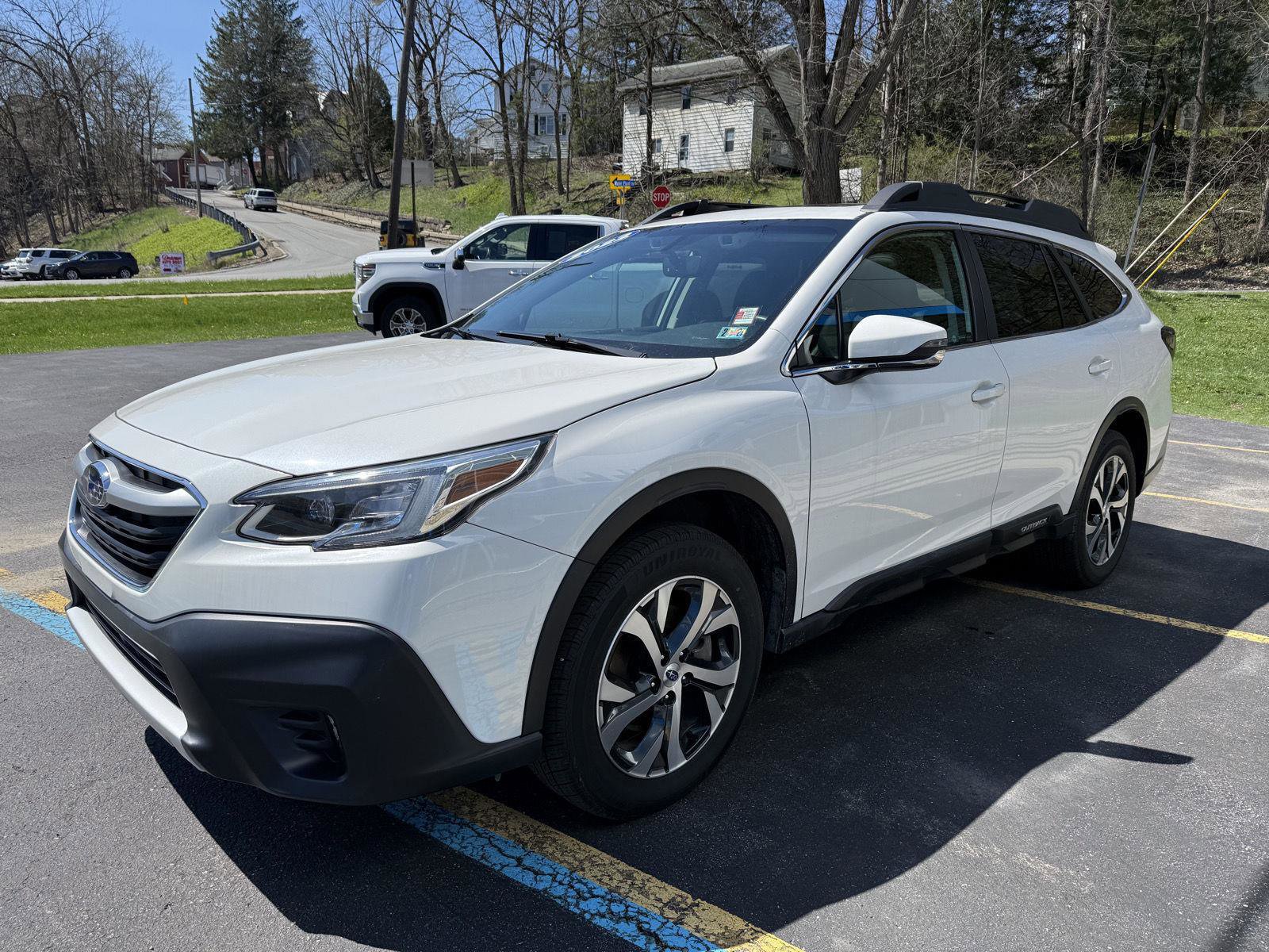 Used 2022 Subaru Outback Limited AWD/4WD image 4