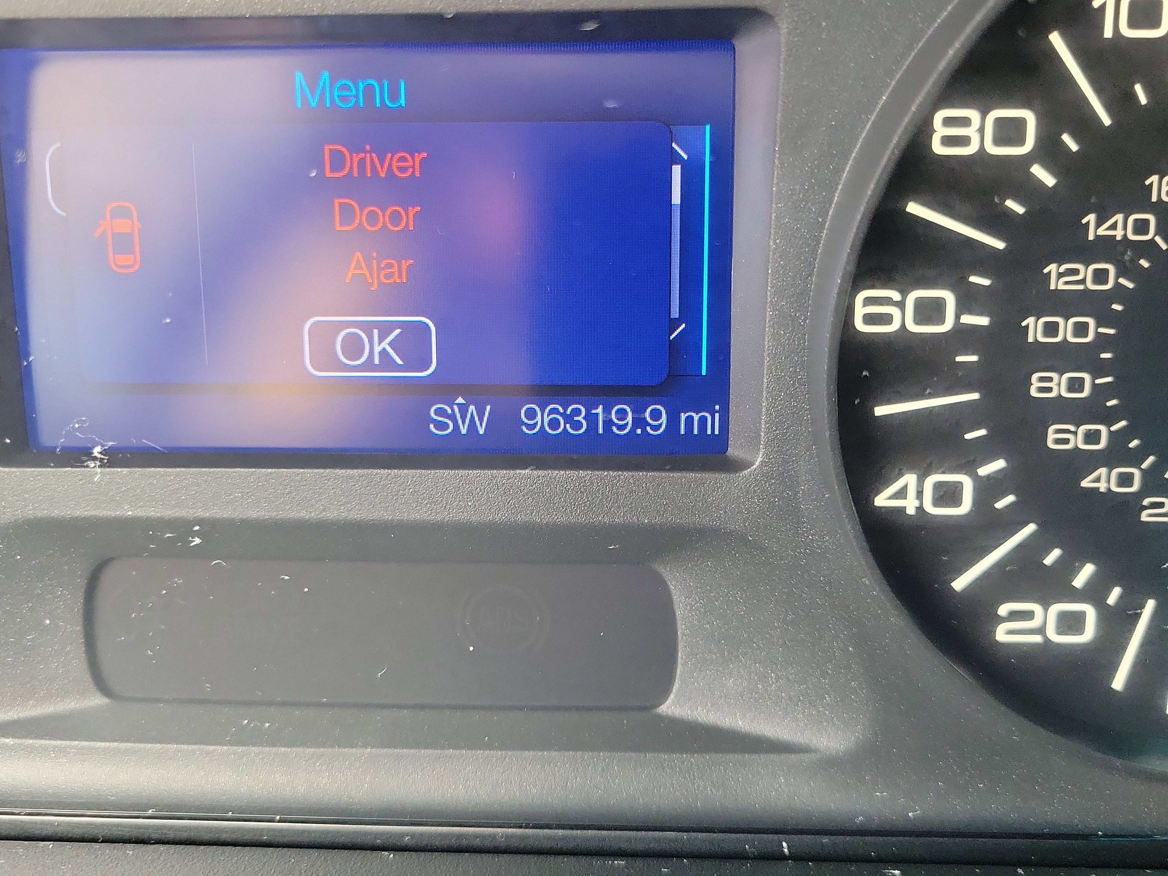 Used 2013 Ford Edge SE image 25