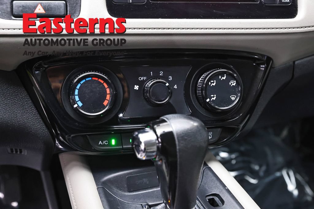 Used 2021 Honda HR-V LX image 18