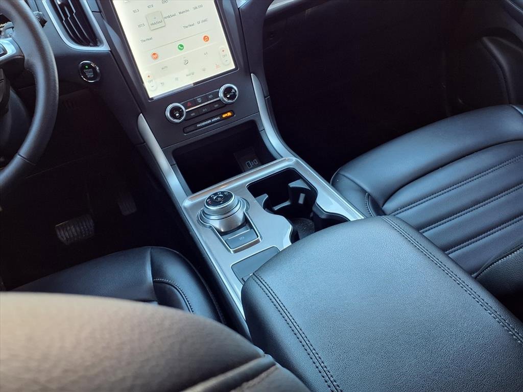 Used 2023 Ford Edge SEL w/ Convenience Package image 10