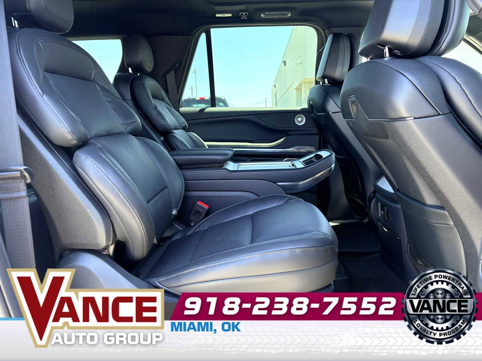 New 2026 Lincoln Navigator L Reserve AWD/4WD image 19